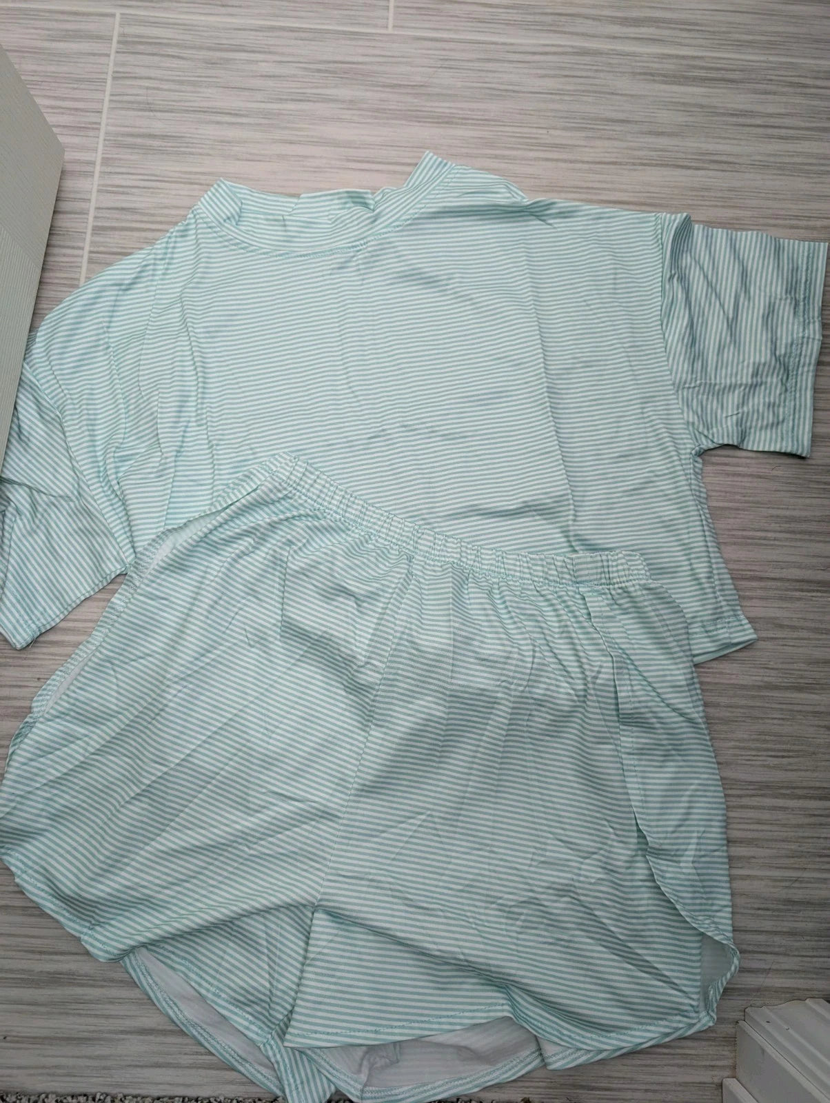 Viral TikTok Slit Pajama Set For Women, Green And White Size Large