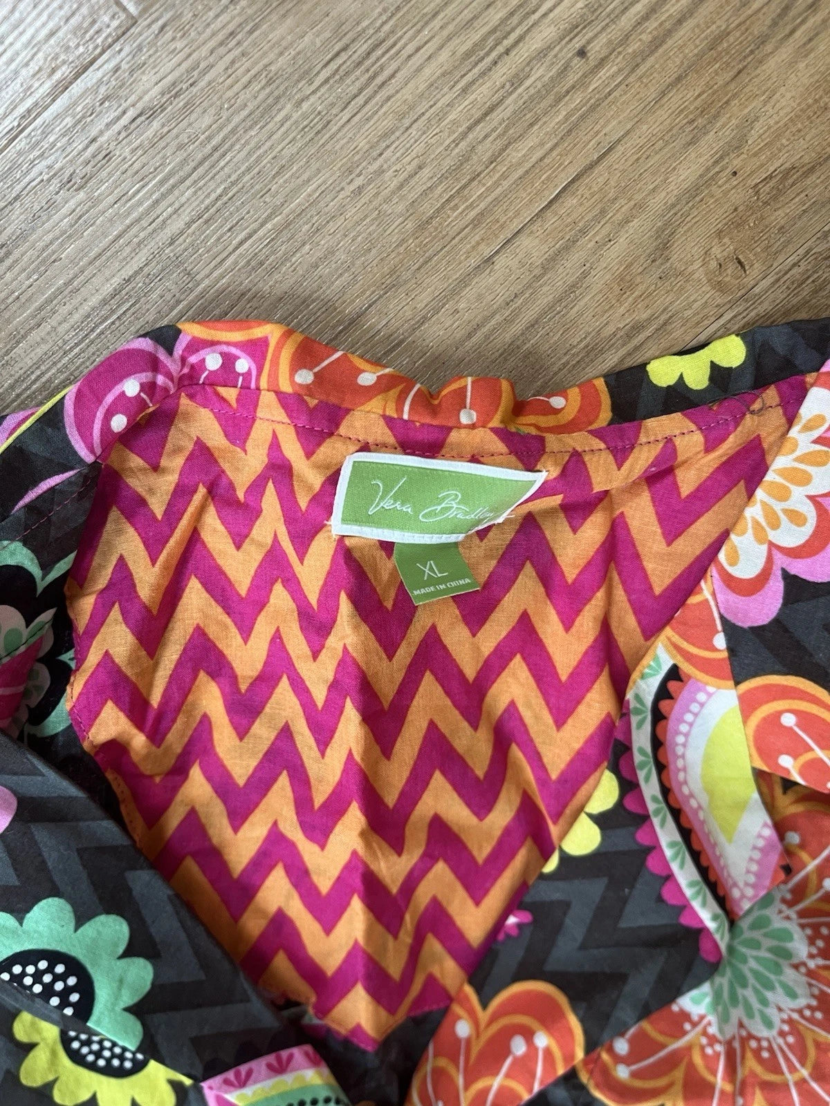 VERA BRADLEY Women's Sz XL Bright Multi-Color Paisley Floral Pajamas Set