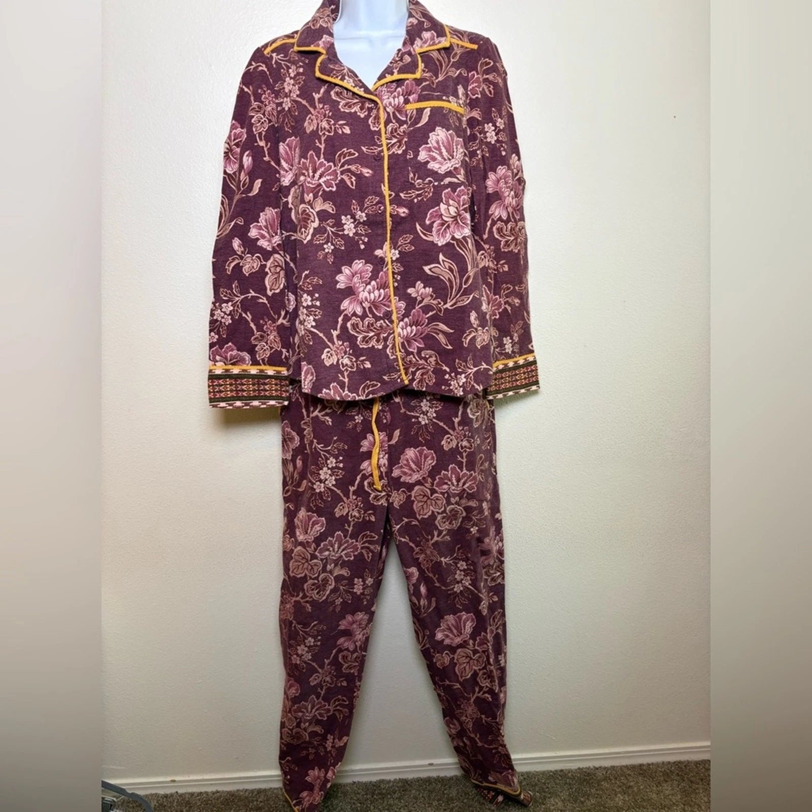 NEW Sundance Brunch Floral Pajama Set SIZE S