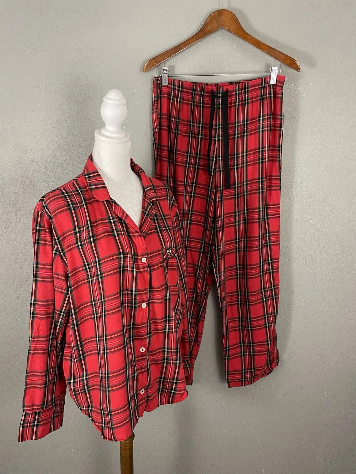 Victorias Secret Pajama Set Size M Red Plaid Soft Cotton Flannel Sleep Lounge