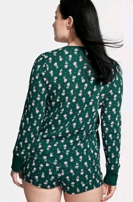 Victoria's Secret 2 PieceThermal Floral Shorts/ Henley  PJ Set (XXL)