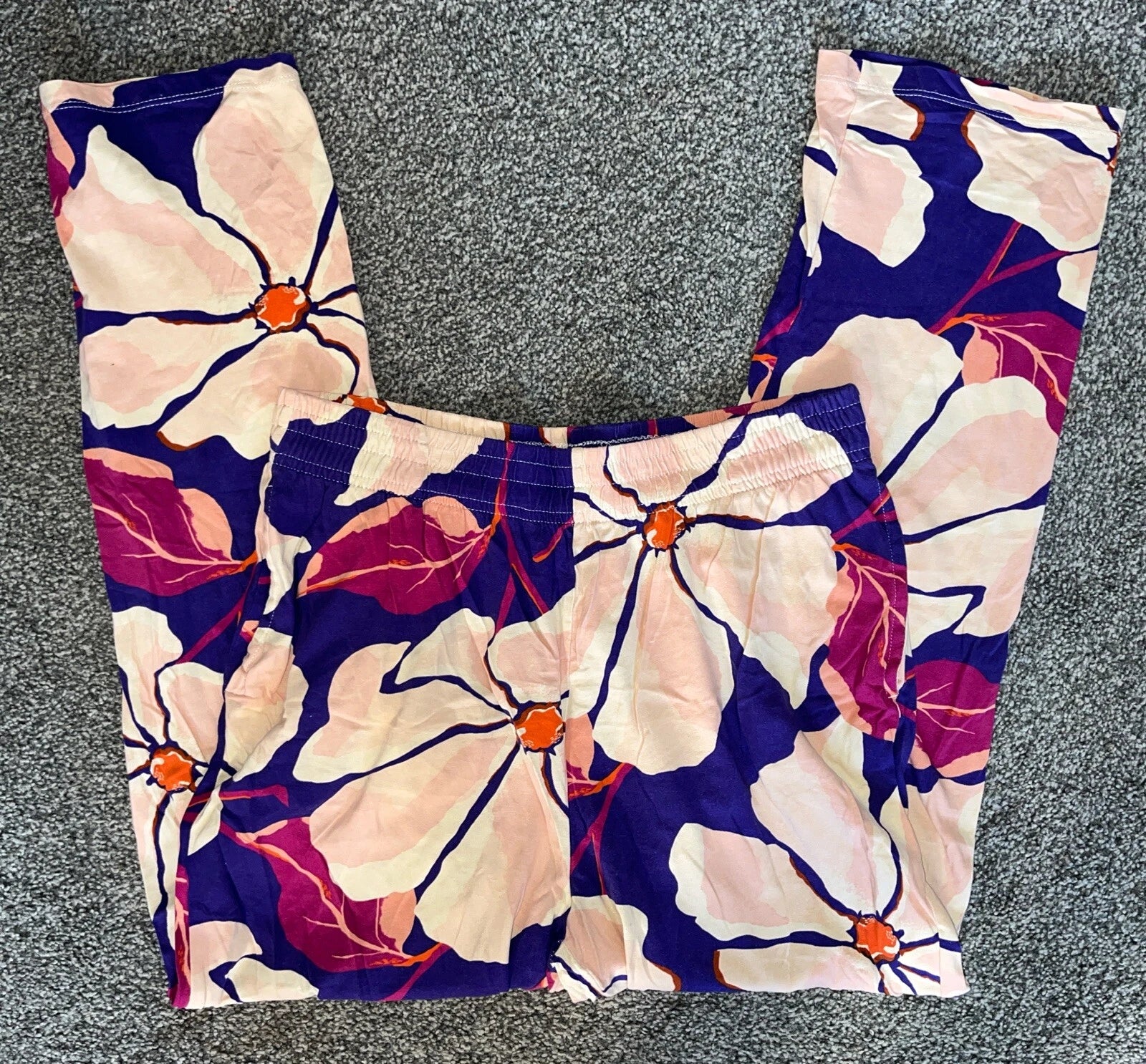 Next 2 Piece Vibrant Floral Print Short Sleeve Cotton Pyjamas PJs Set - Medium