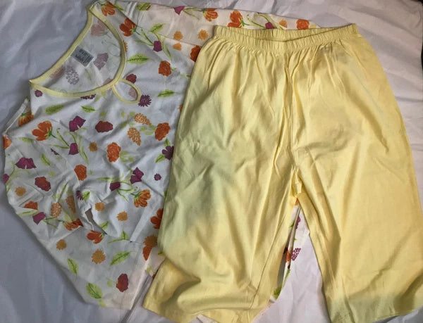 Lemon Yellow Pyjama Set UK 10 - 12 PJs pyjamas 3/4 sleeve top plain capri bottom
