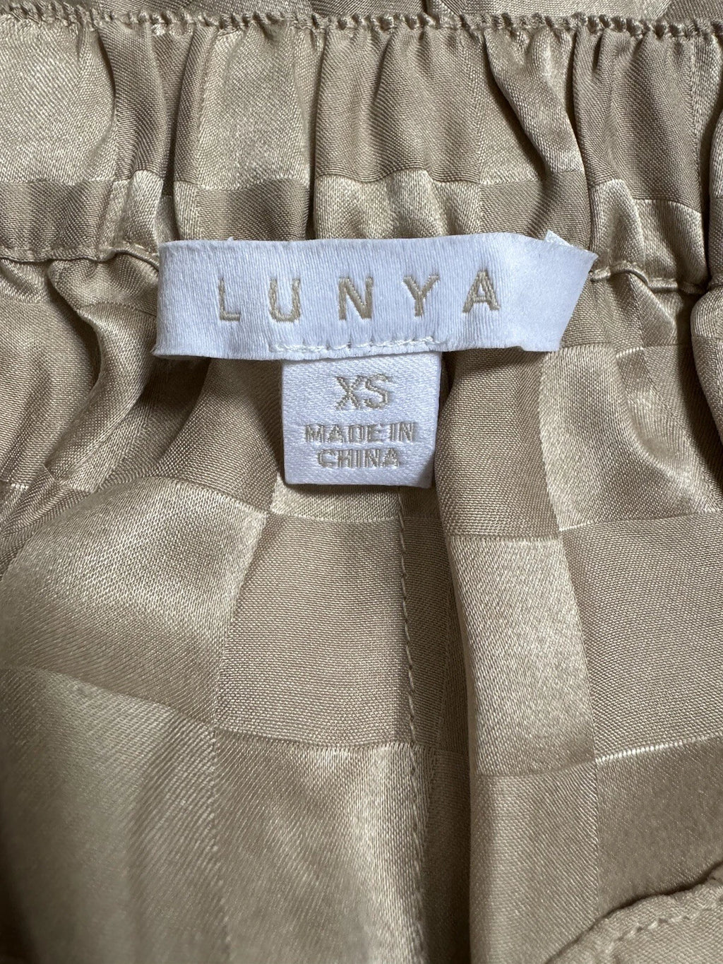 Lunya Washable Silk Pajama Set SizeXS Beige New