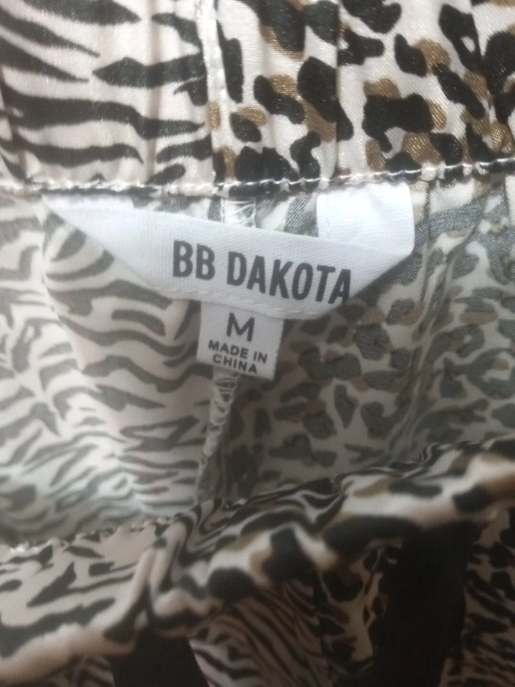 BB DAKOTA Size M Satin Pajama Set  NWT $99.99 T9d