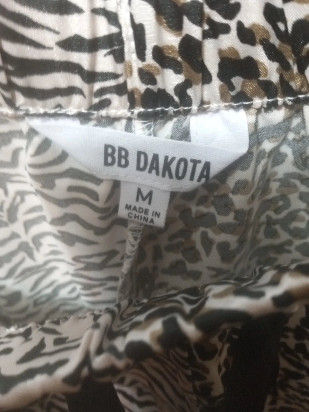 BB DAKOTA Size M Satin Pajama Set  NWT $99.99 T9d