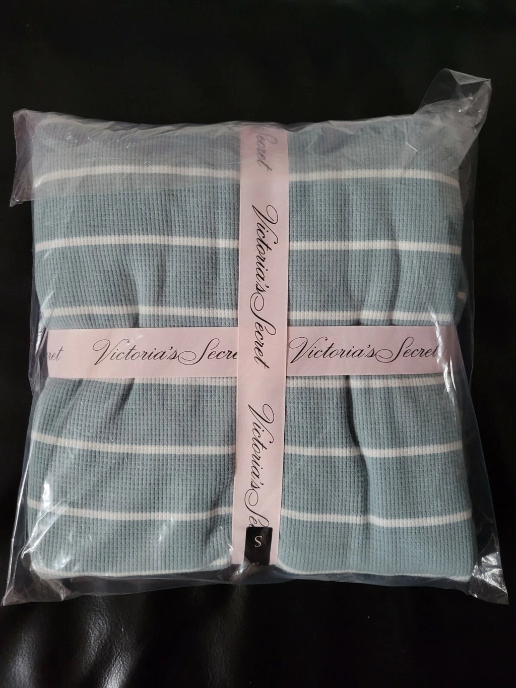 Victoria Secret Glow Waffle Tee and Jogger Set size S