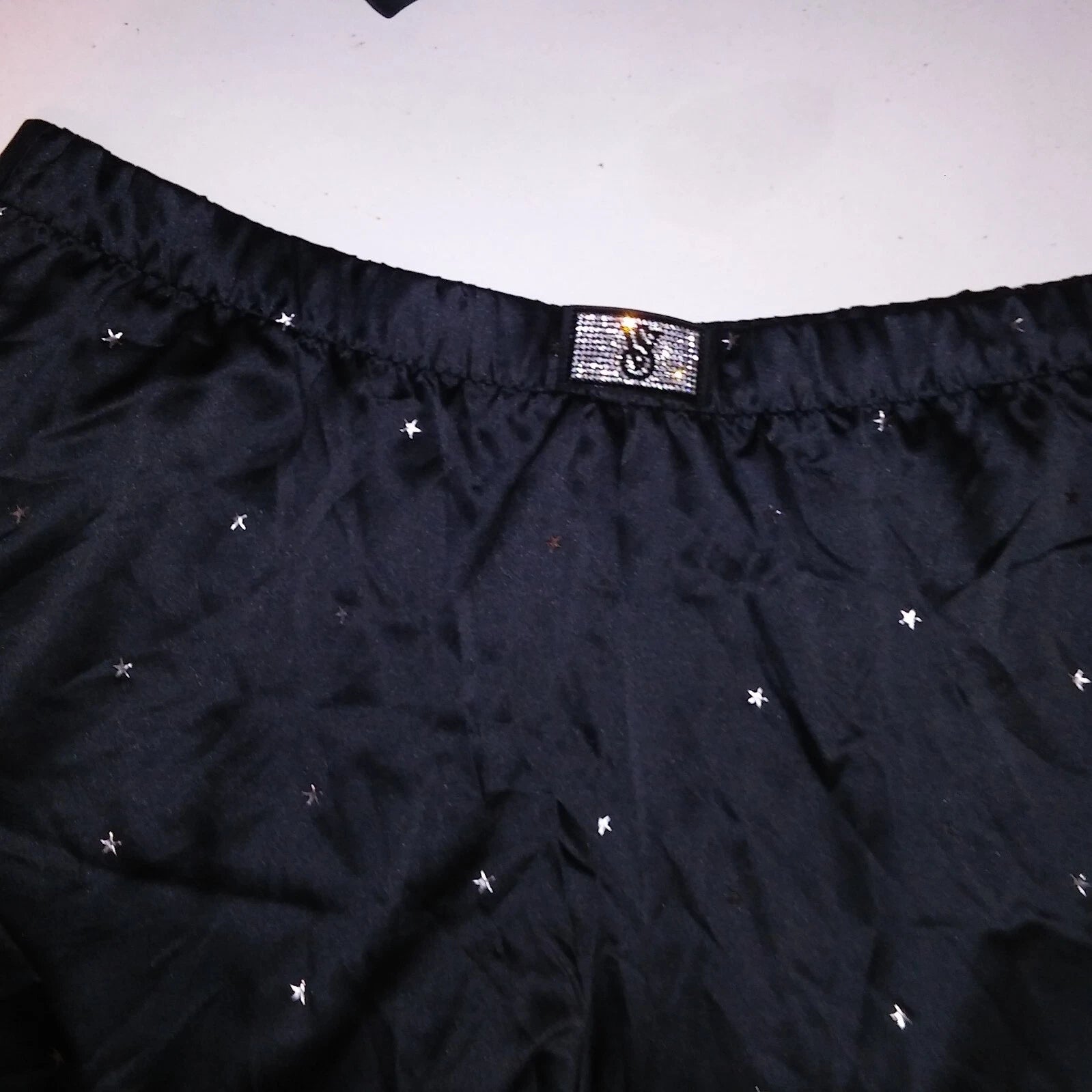 Victoria Secret Pajama Set Sleepwear XL Black Silver Stars Satin Long Sleeve New