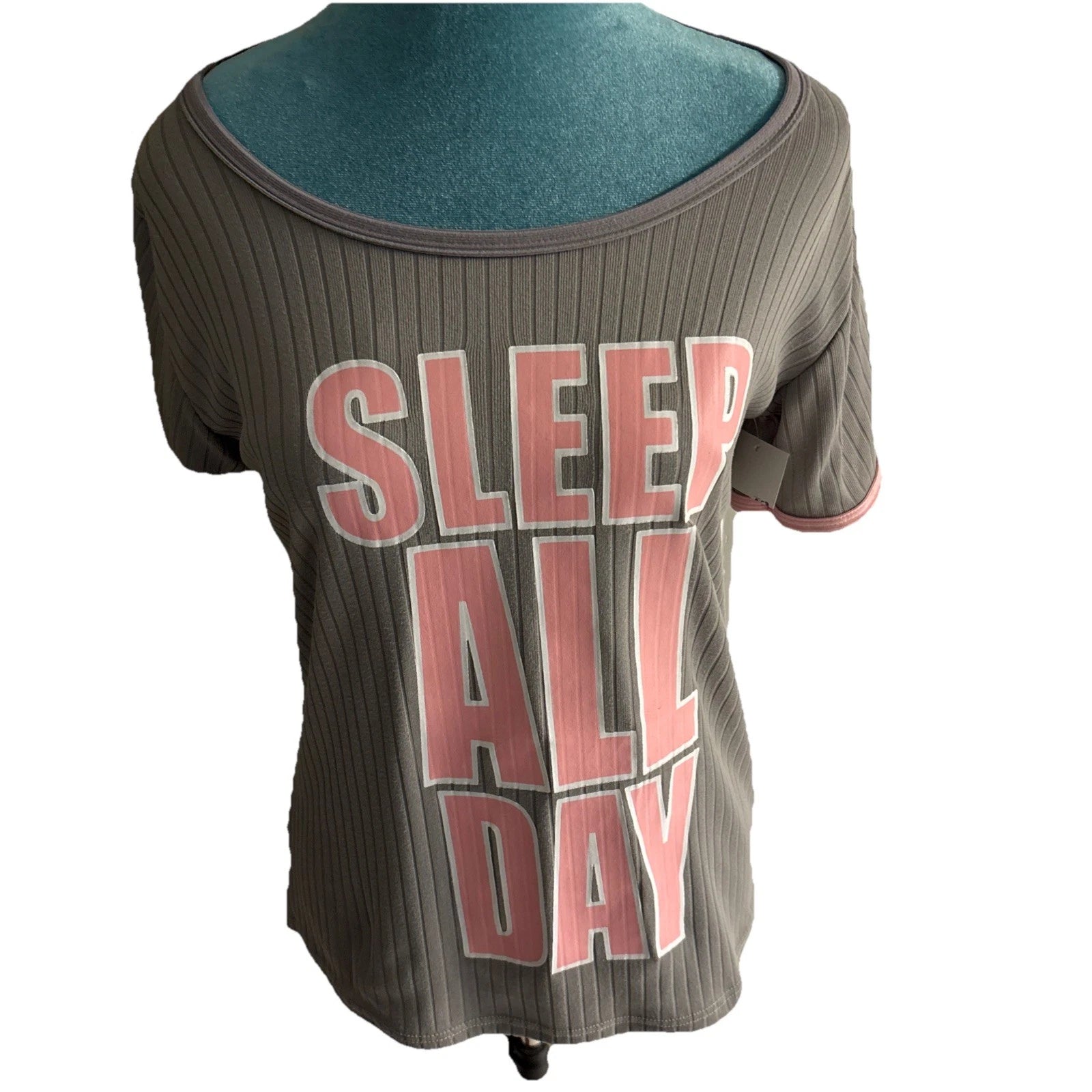 Andree Joan 2 Piece Women’s Pajama Set Size Large Gray Brand New