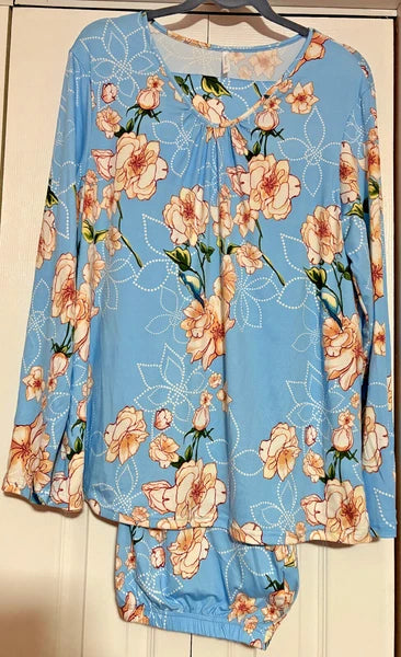 PRETTY Women's Pajamas, Long Sleeve Top, Pants with Pockets, 2X, Excellent! NWOT