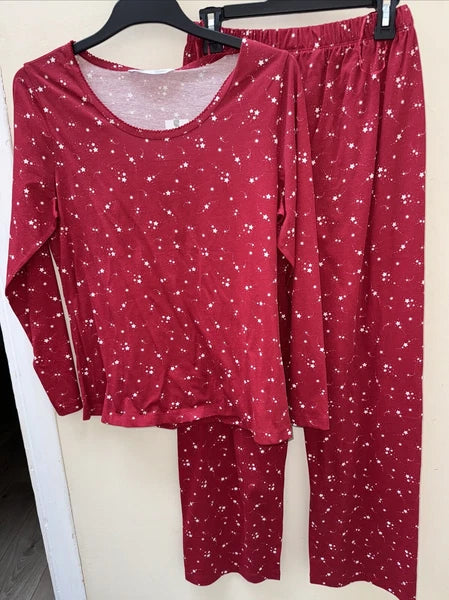 Bon Marche Red All Over Star Print  Pyjama Set Long Sleeve 20/22 BNWT Rrp £16