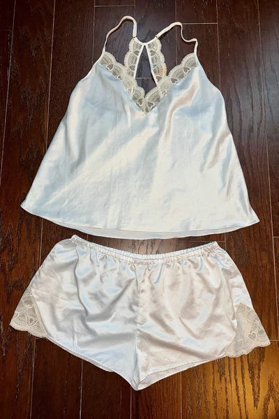 Women’s Pajama Set - Set Of 2 - Size X-LARGE. Victoria Secret!