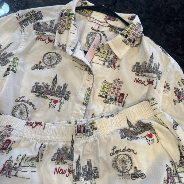 Victoria's Secret NY/London Print Long Sleeve Button Up Pajama Set Small NWT