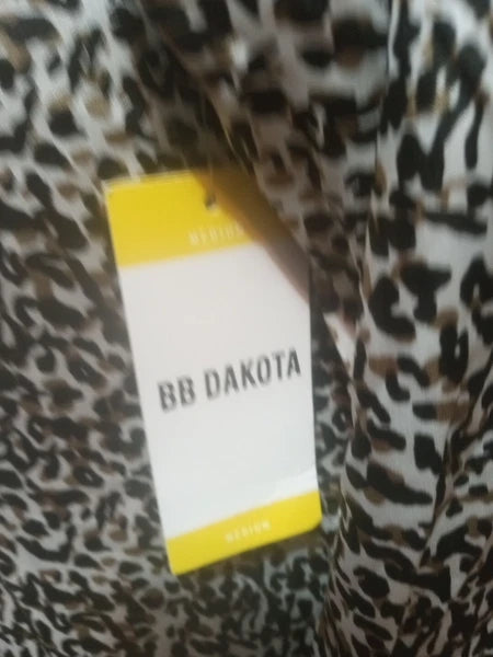 BB DAKOTA Size M Satin Pajama Set  NWT $99.99 T9d