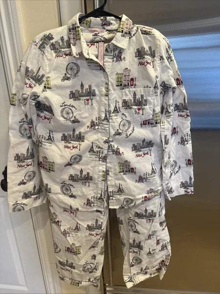 Victoria's Secret NY/London Print Long Sleeve Button Up Pajama Set Small NWT